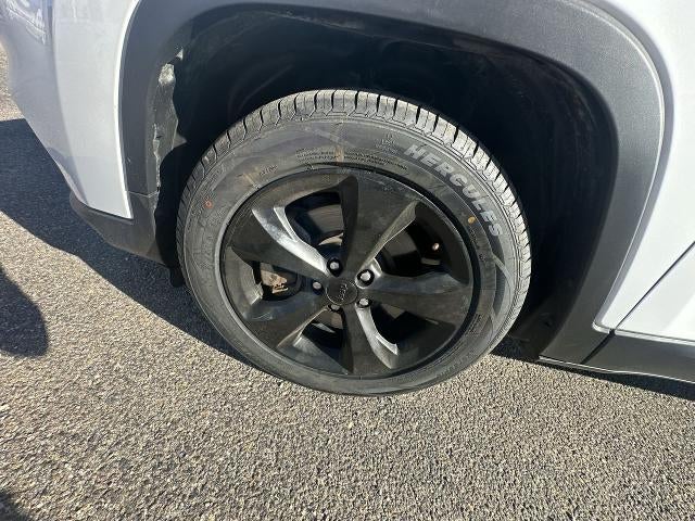 2020 Jeep Cherokee Altitude