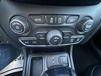 2020 Jeep Cherokee Altitude