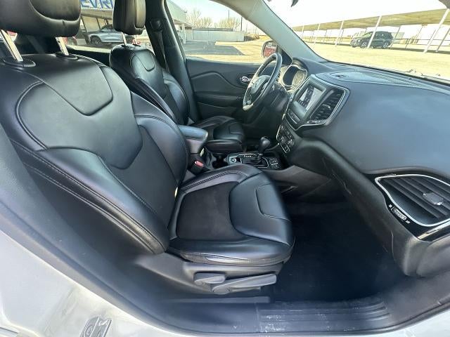 2020 Jeep Cherokee Altitude