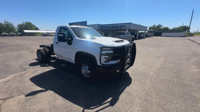 2025 Chevrolet Silverado 3500 HD Chassis Cab Work Truck