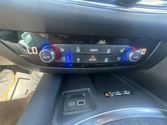 2024 Buick Enclave Premium